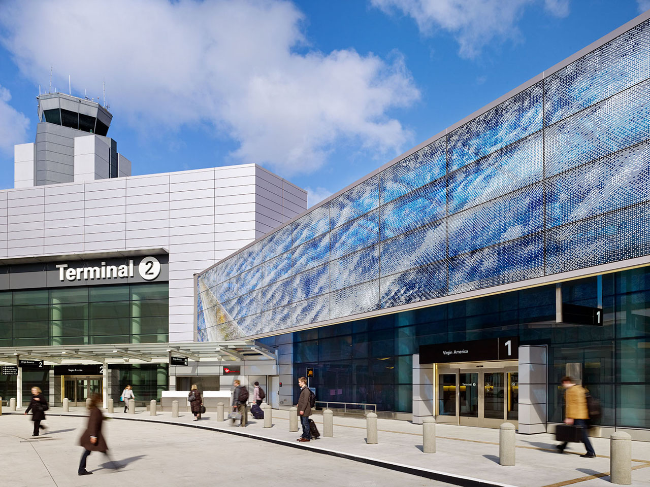 San Fransisco Airport Terminal exterior entrance