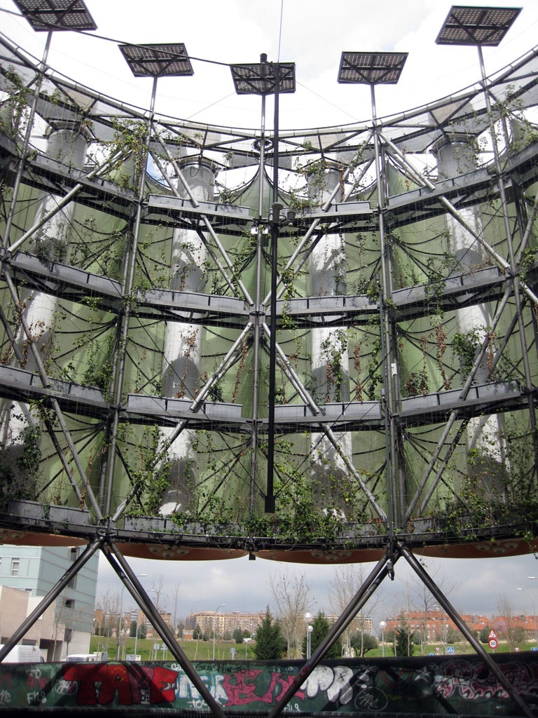 Madrid's Eco-boulevard Air Trees by Ecosistema Urbano