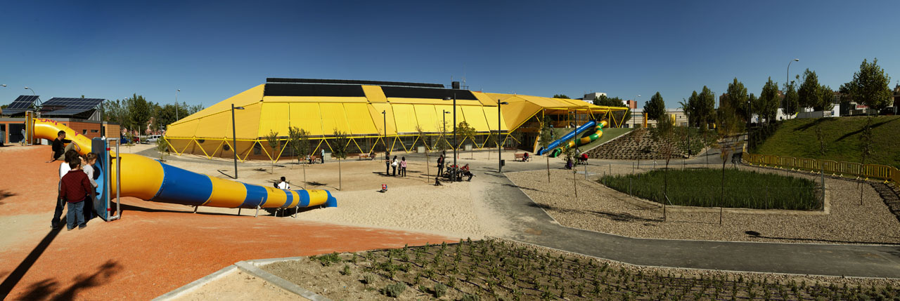 Exopolis Plaza by Ecosistema Urbano highlights the Rivas Vaciamadrid’s dedication to sustainable design education within the community