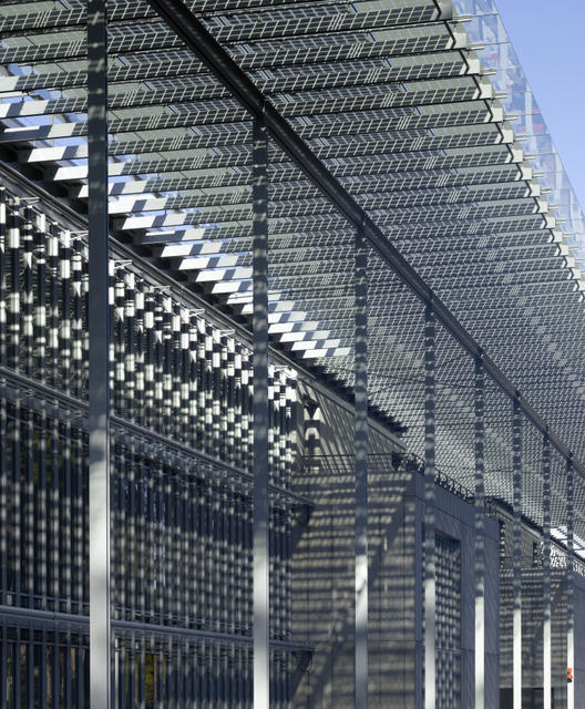 Exterior of Renzo Piano’s California Academy of Sciences in San Francisco