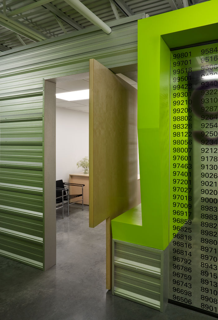 Interior office space of US DATA Corporation designed by Randy Brown Architects
