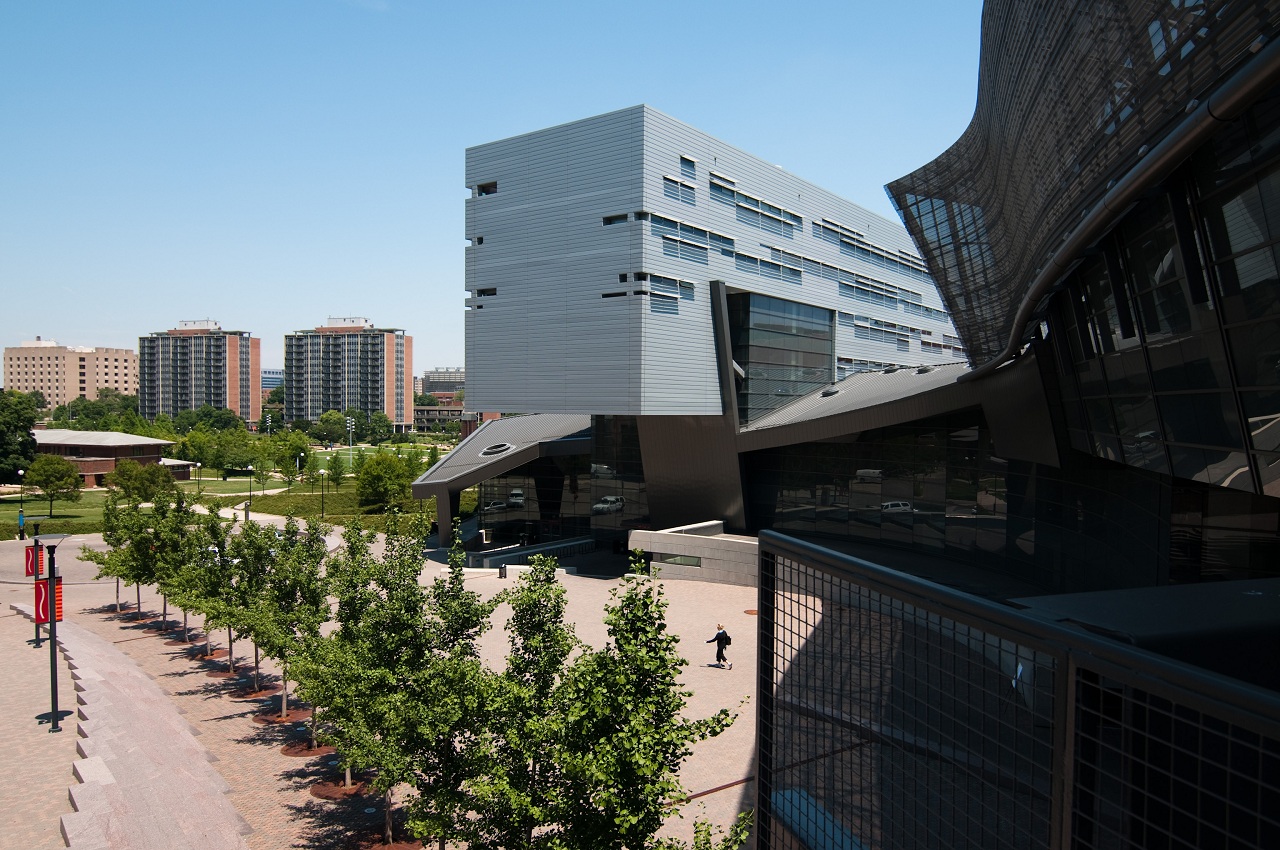 The University of Cincinnati’s Campus Recreation Center by Morphosis Architects