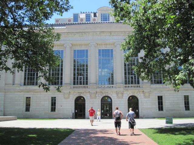 The Ohio State University's William Oxley Thompson Memorial Library exterior
