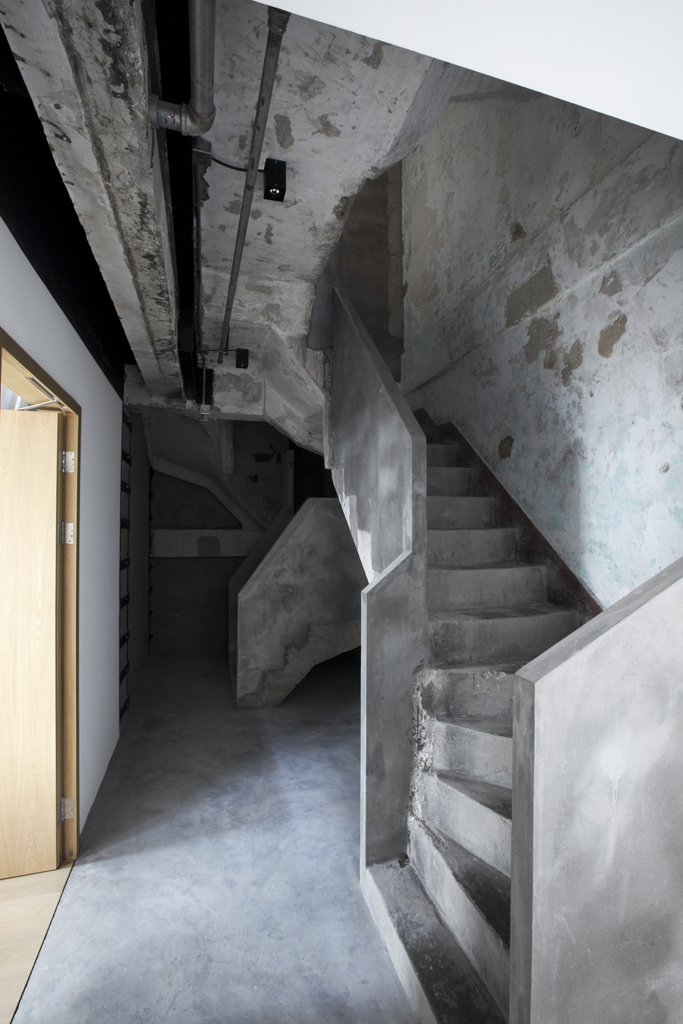 Concrete stairs inside the Waterhouse at South Bund located in  Shanghai, China designed by Neri & Hu Design and Research Office (NHDRO)