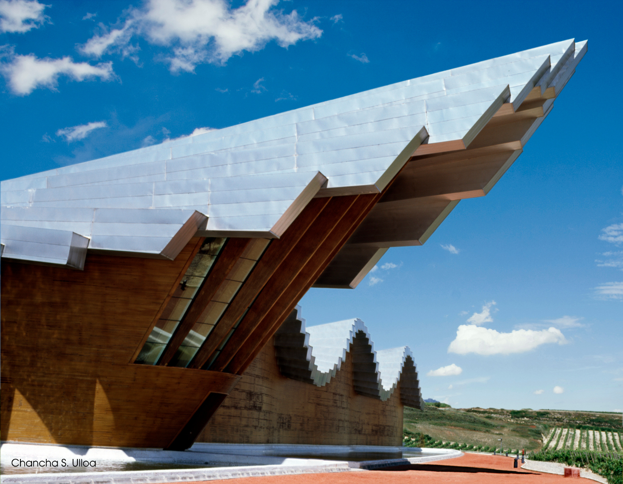 The aluminum roof of Santiago Calatrava's Bodegas Ysios