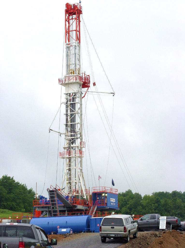 natural gas drill rig