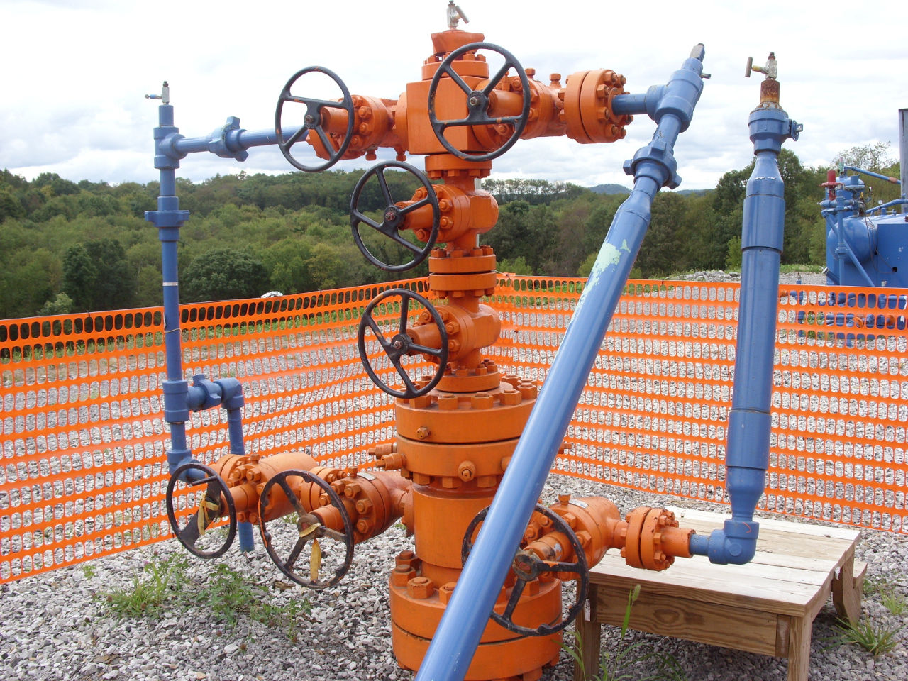 natural gas well head