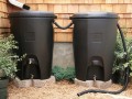 Dasiy Chain Water Barrels 01