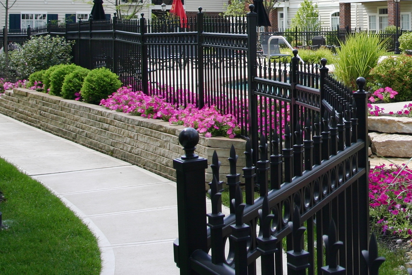 HOW TO, BUILD A FRONT FENCE AND GATES, DIY GUIDE AND PLANS « ALL