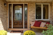  Making Homeowners Happy: Tips on Selling and Installing Fiberglass Doors