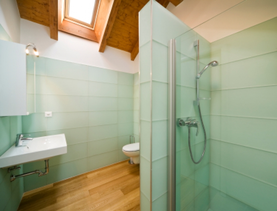 Residential Shower Receptors and Basins