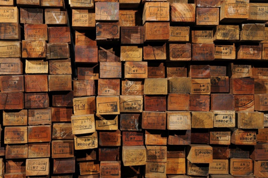 Understanding Reclaimed Wood How The Salvaging Process Works