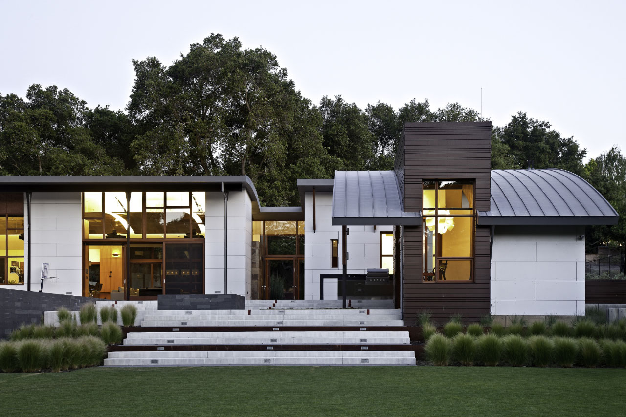 Exterior of the Saratoga Creek House by WA Design