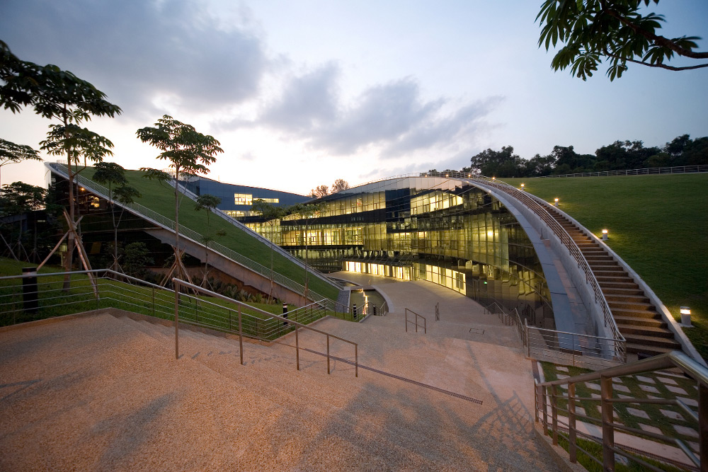 The green roof of The Nanyang Technological School of Art, Design, and Media in Singapore by CPG Consultants