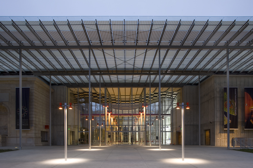 The exterior entrance of Renzo Piano’s California Academy of Sciences in San Francisco