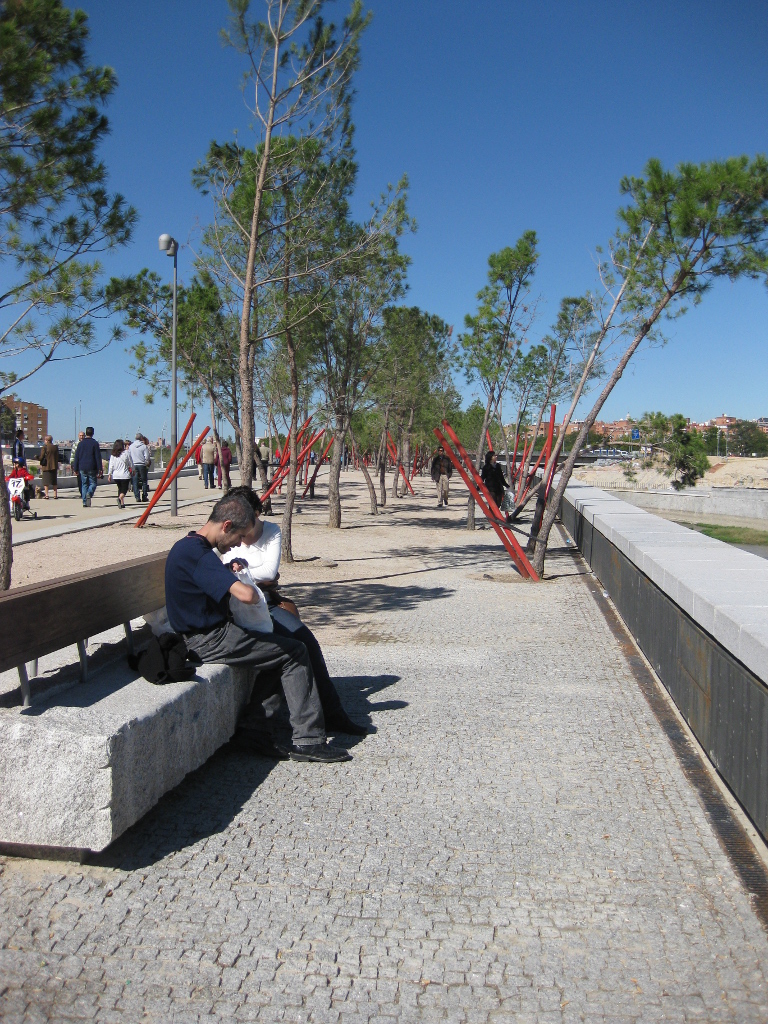 Madrid's Puentes Cascaras by West 8