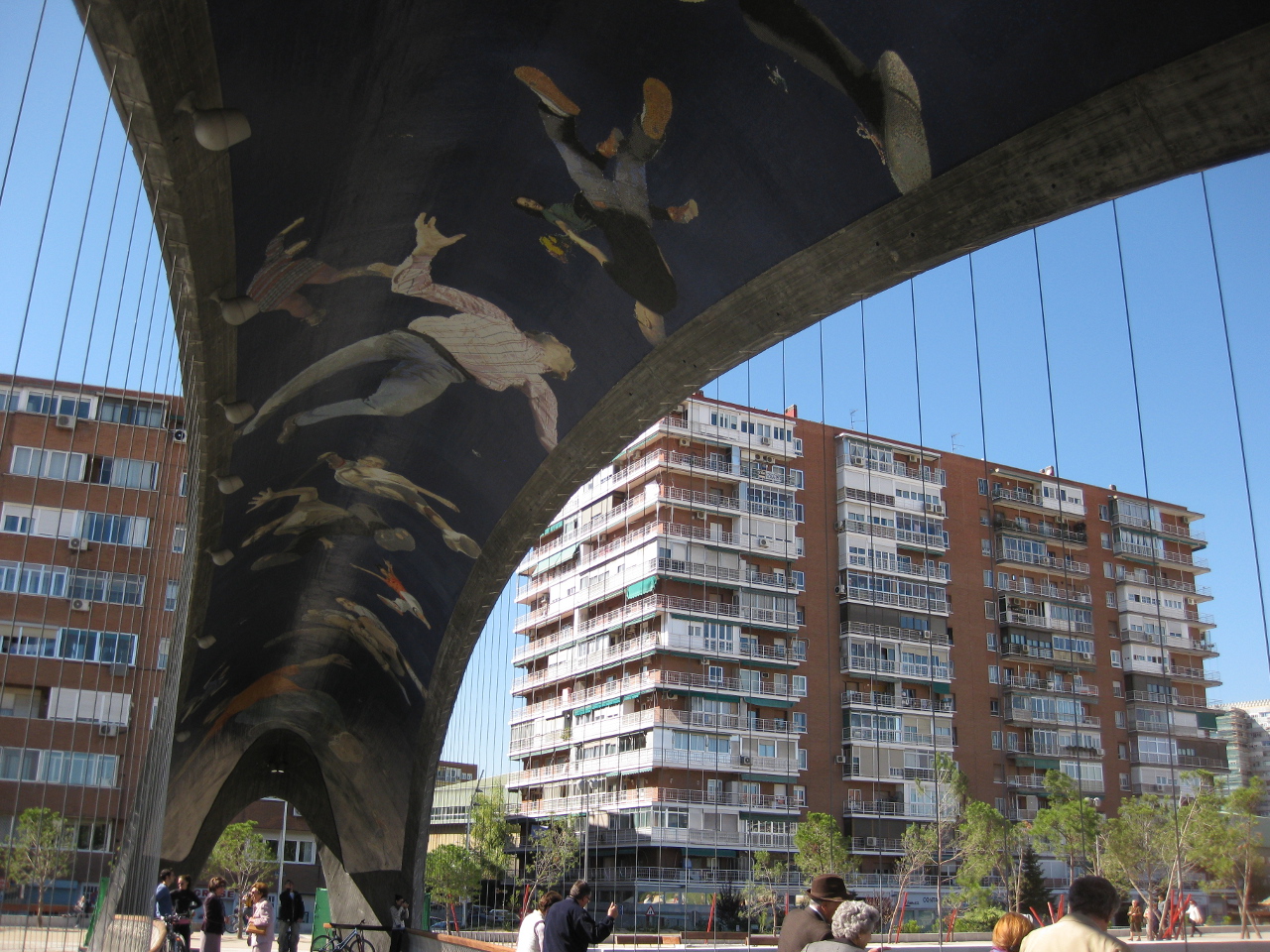 Murals of Madrid's Puentes Cascaras by West 8