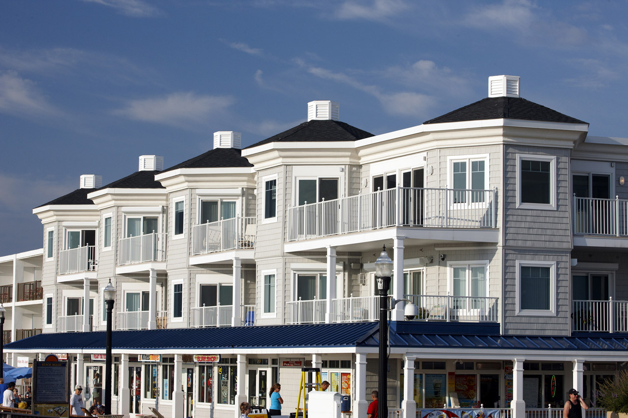 Blue Surf features a first floor of retail and two floors of condos on the ocean in Delaware.