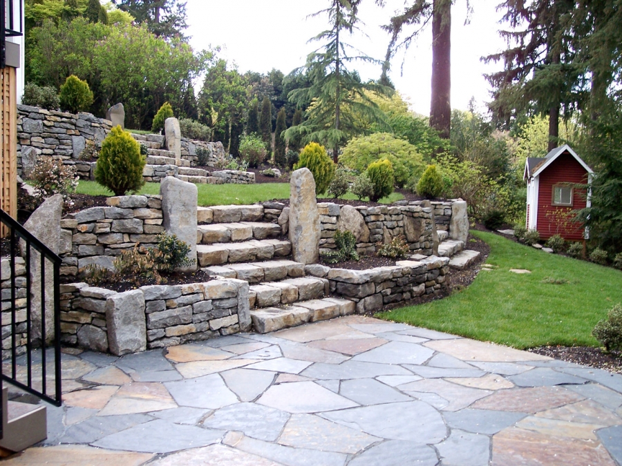 Landscape and Design Tips for Challenging Lots